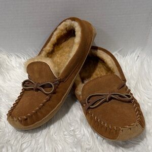 LL BEAN Sharing Moccasin Brown Suede Slippers Kids size 6